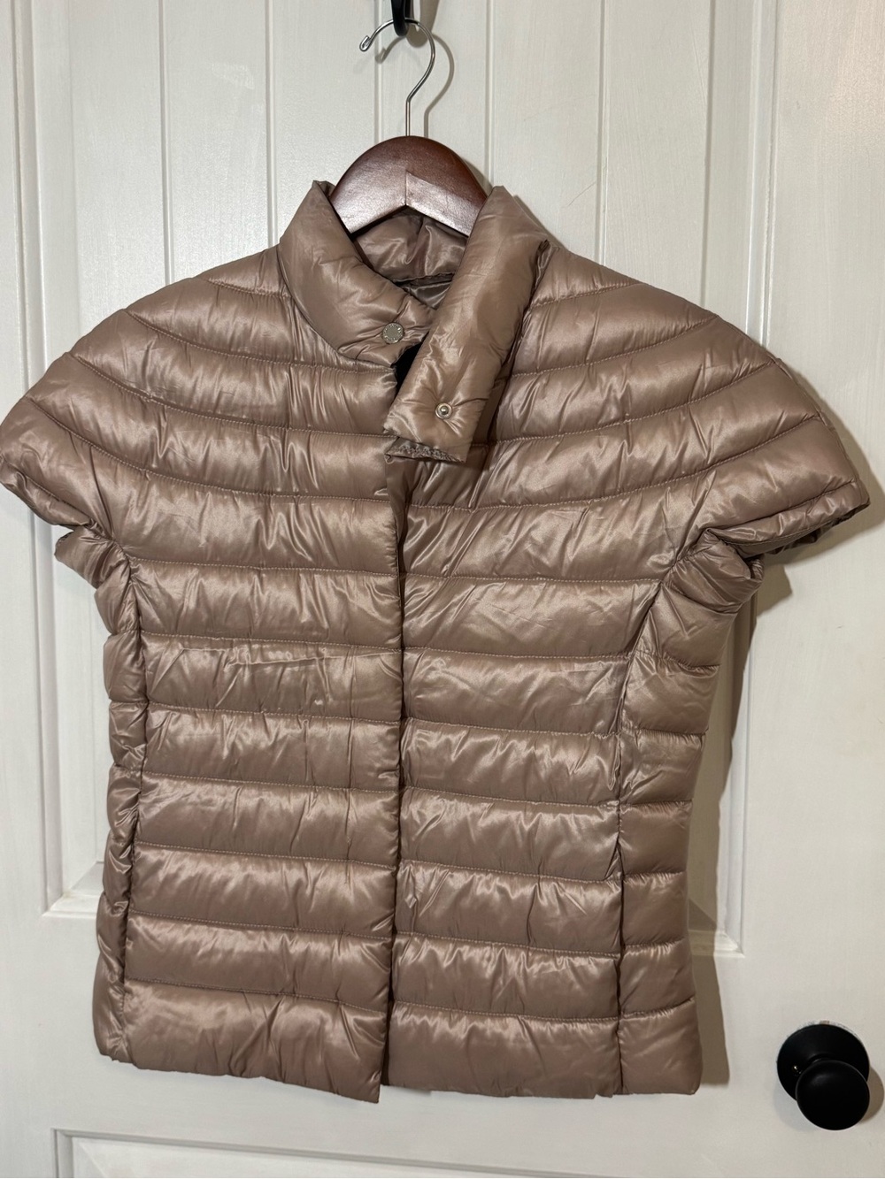 Calvin Klein Short-Sleeve Quilted Puffer Vest - Taupe